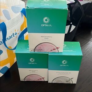 Optavia Wild Strawberry and Vanilla Shake Mix